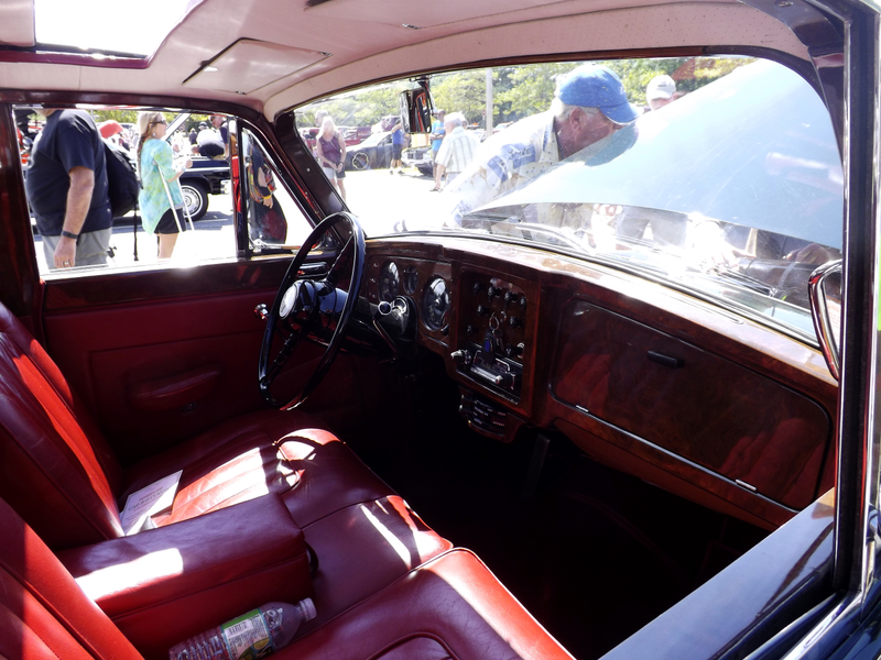 Illustration for article titled The 10th Annual Tisbury Fire Fighters' Car Show